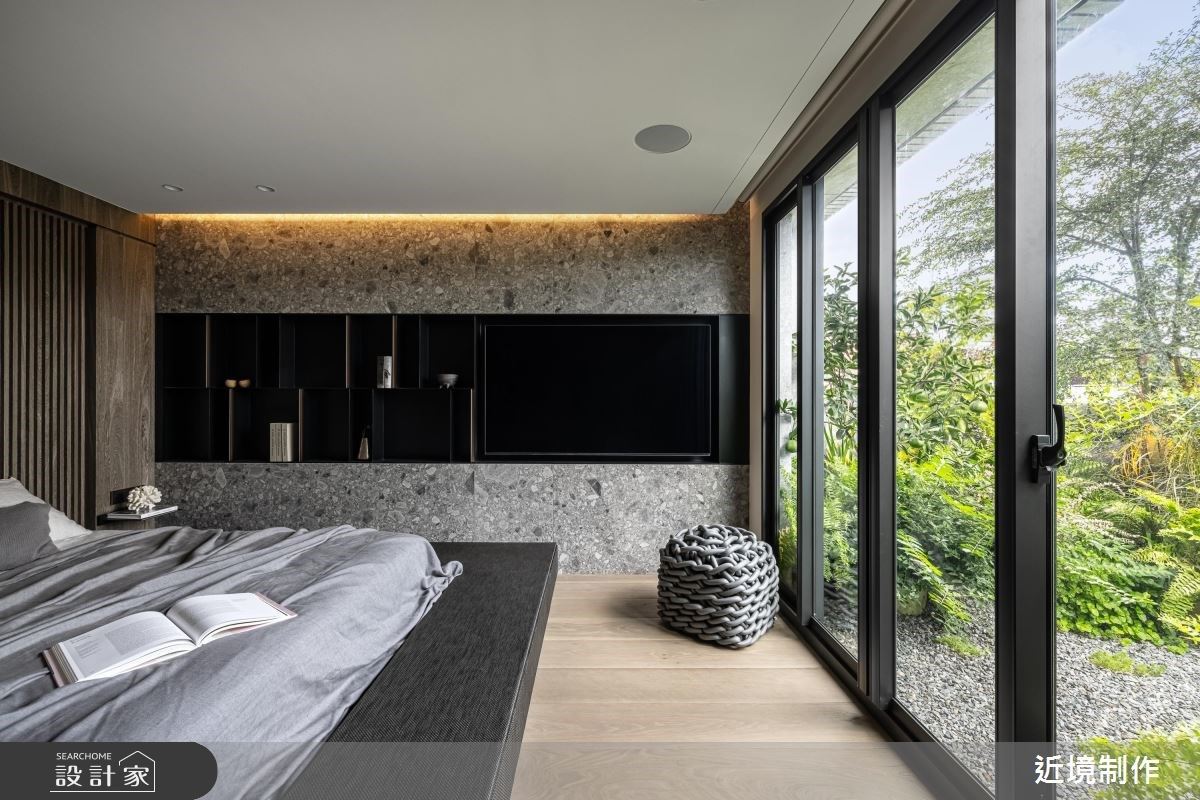 自然委身於城市的角落,擇址於城市,與自然的對話儼然