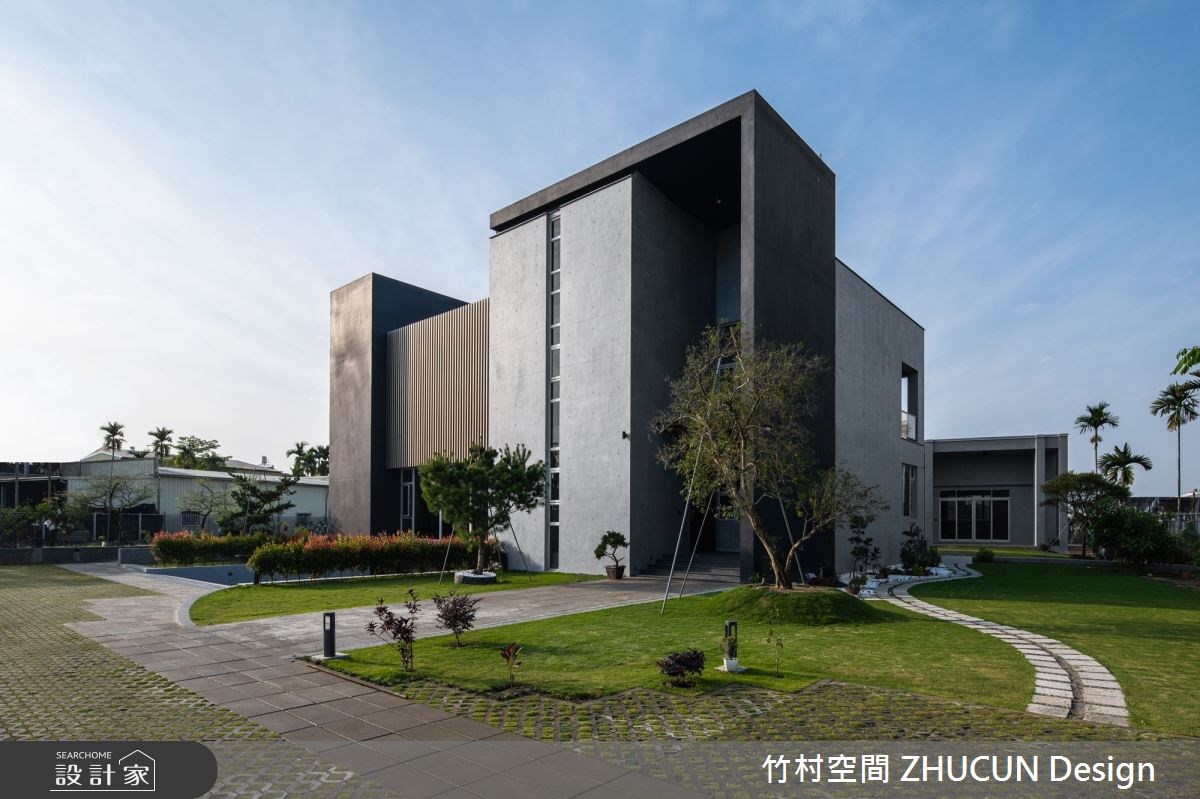 自地自建費用參考案例:現代別墅01