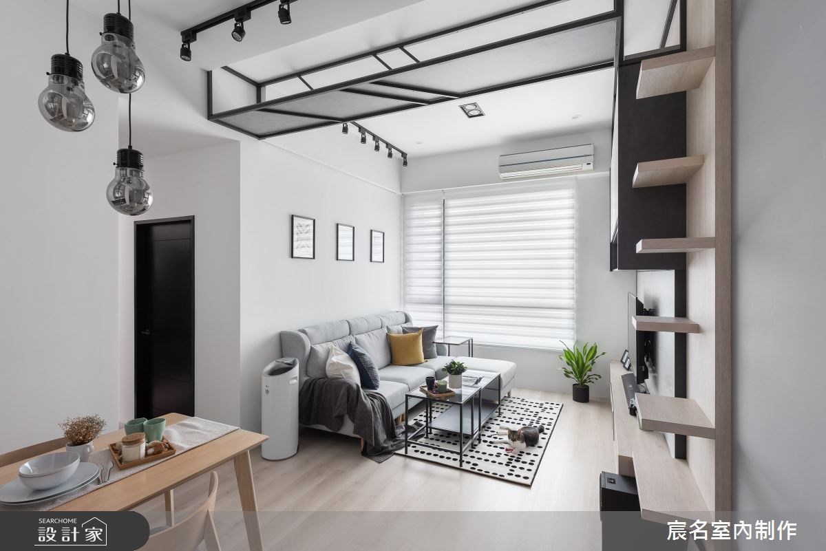 若沙發背牆較短，注意沙發尺寸不要超過牆面