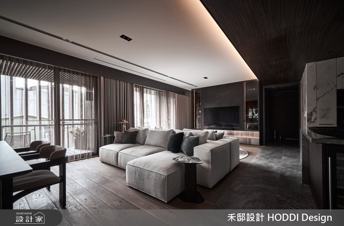 公領域以複合式格局,創造開闊流暢的動線。