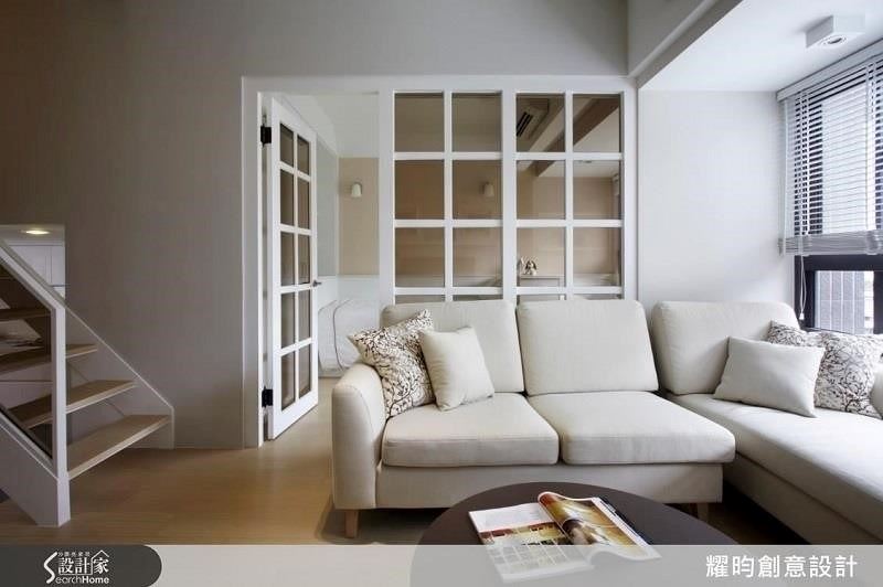 夾層屋設計秘訣-白色基調放大空間視覺01