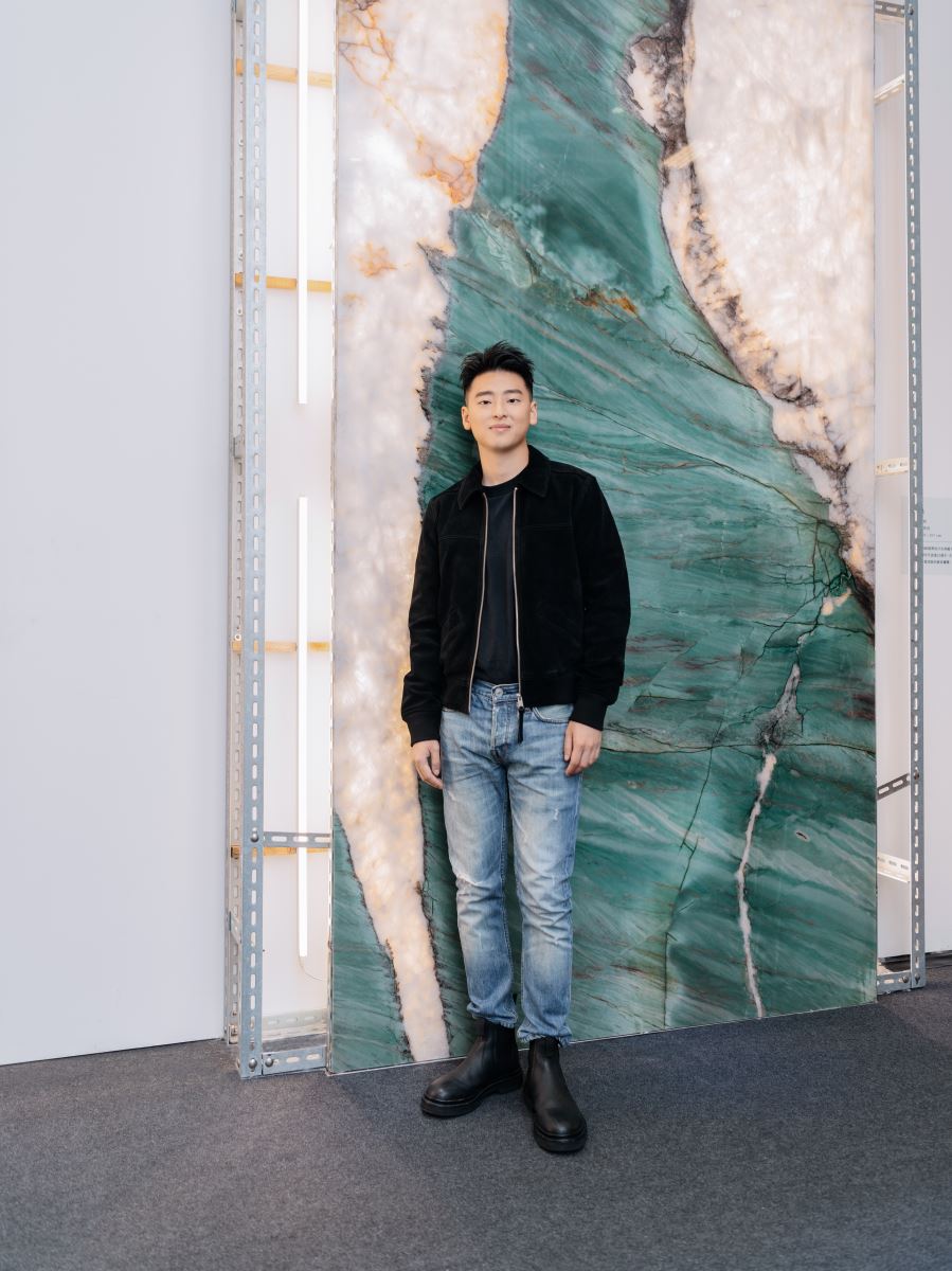 當代藝術家周世雄先生