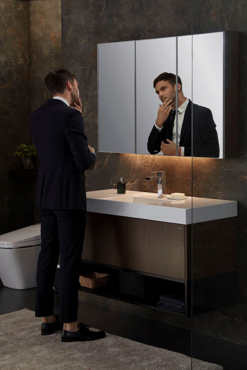 LF5388 面盆浴櫃組系列 超大收納空間，滿足一家大小的收納量。