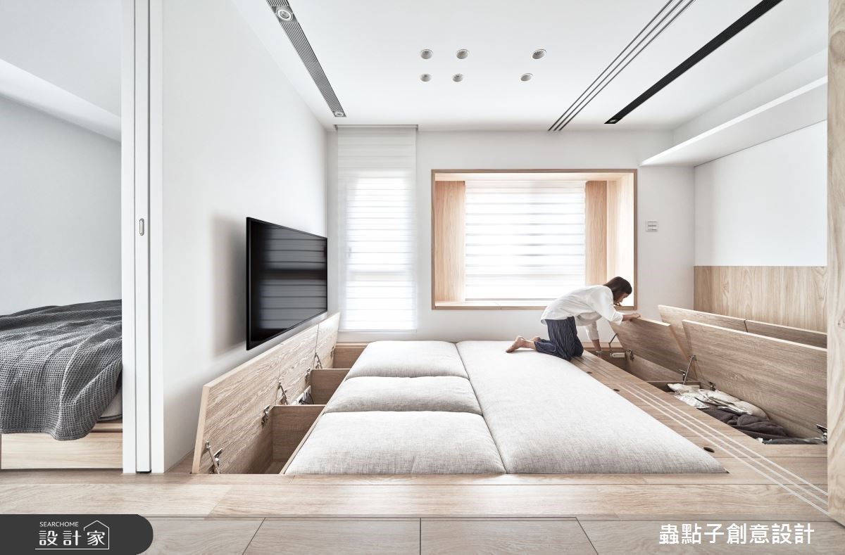 收納區依照衣物和物品的儲藏需求進行配置,並且注重櫃體板材耐磨性和防潮處理。