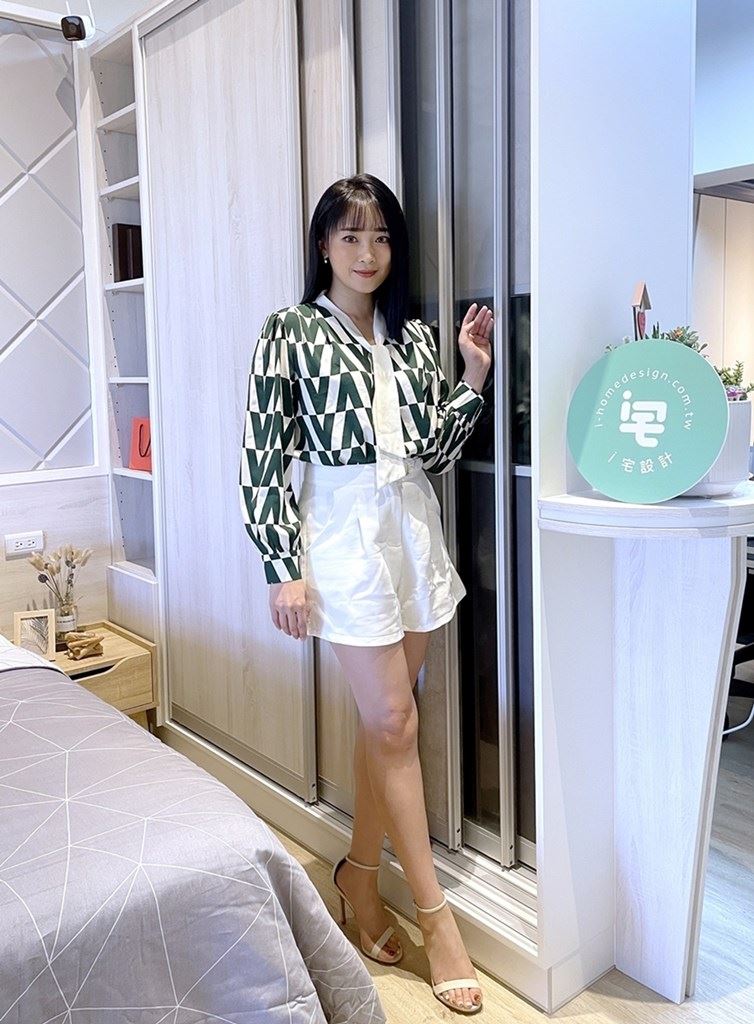 剛入住新家的張文綺分享，買房已經很不容易，裝潢大小事若自己一手包辦耗時又耗力，費用也不見得較省，找到很棒的設計師非常重要。