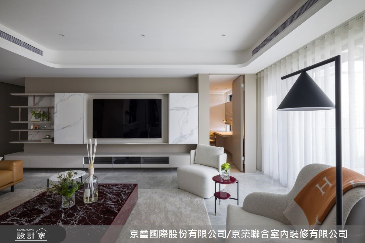 精選義大利原裝進口-當代系列家具,以櫻桃紅色的佛羅倫斯大理石,凸顯古典文藝復興韻味。