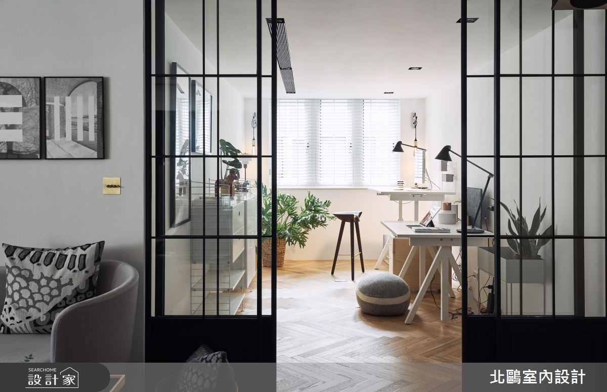 看完整書房雙開門案例圖庫