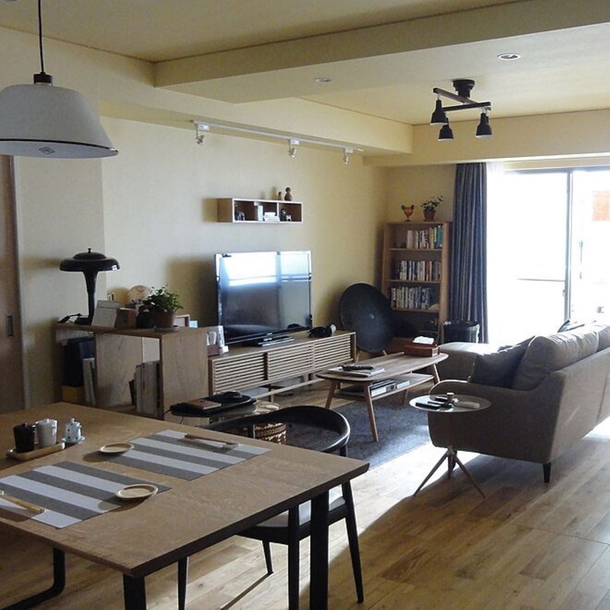 月薪嬌妻客廳(圖片來源 Room Clip )