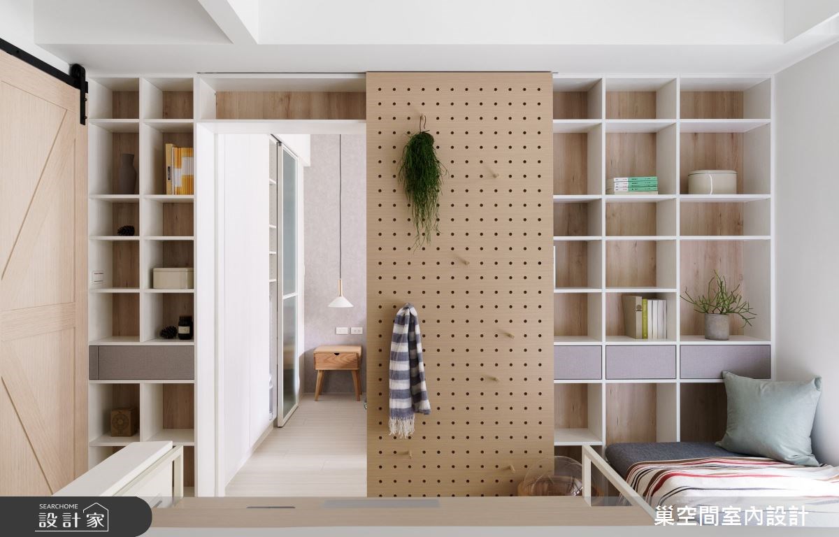 活動式門片書櫃設計