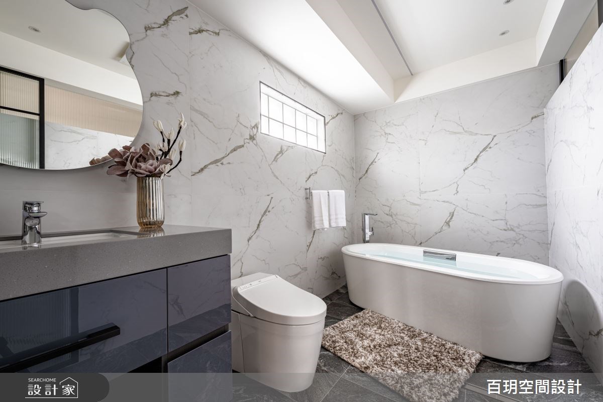 避免使用硬毛刷或鋼絲絨清潔免治馬桶