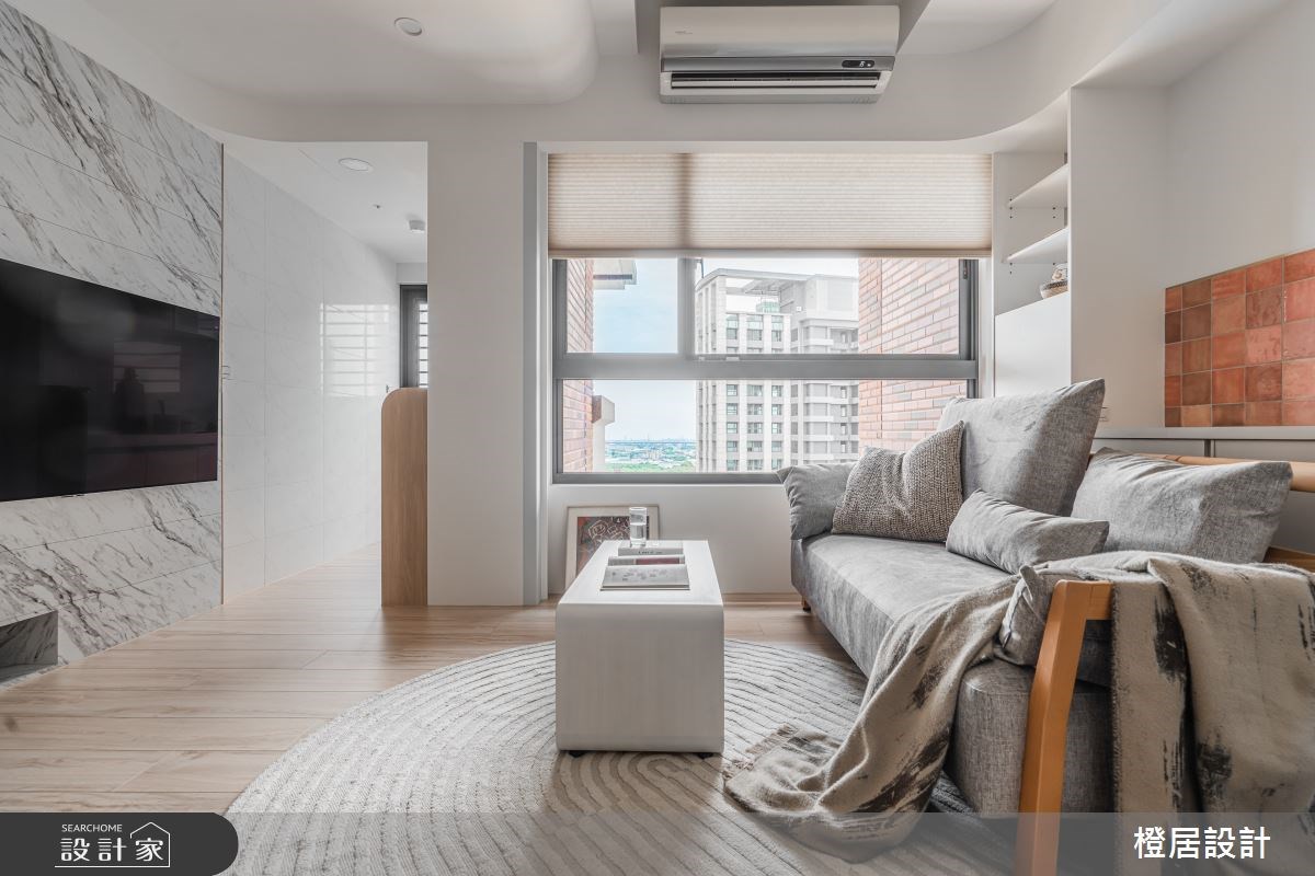 冷氣時不時滴水,最常見的原因是機內累積太多灰塵堵塞