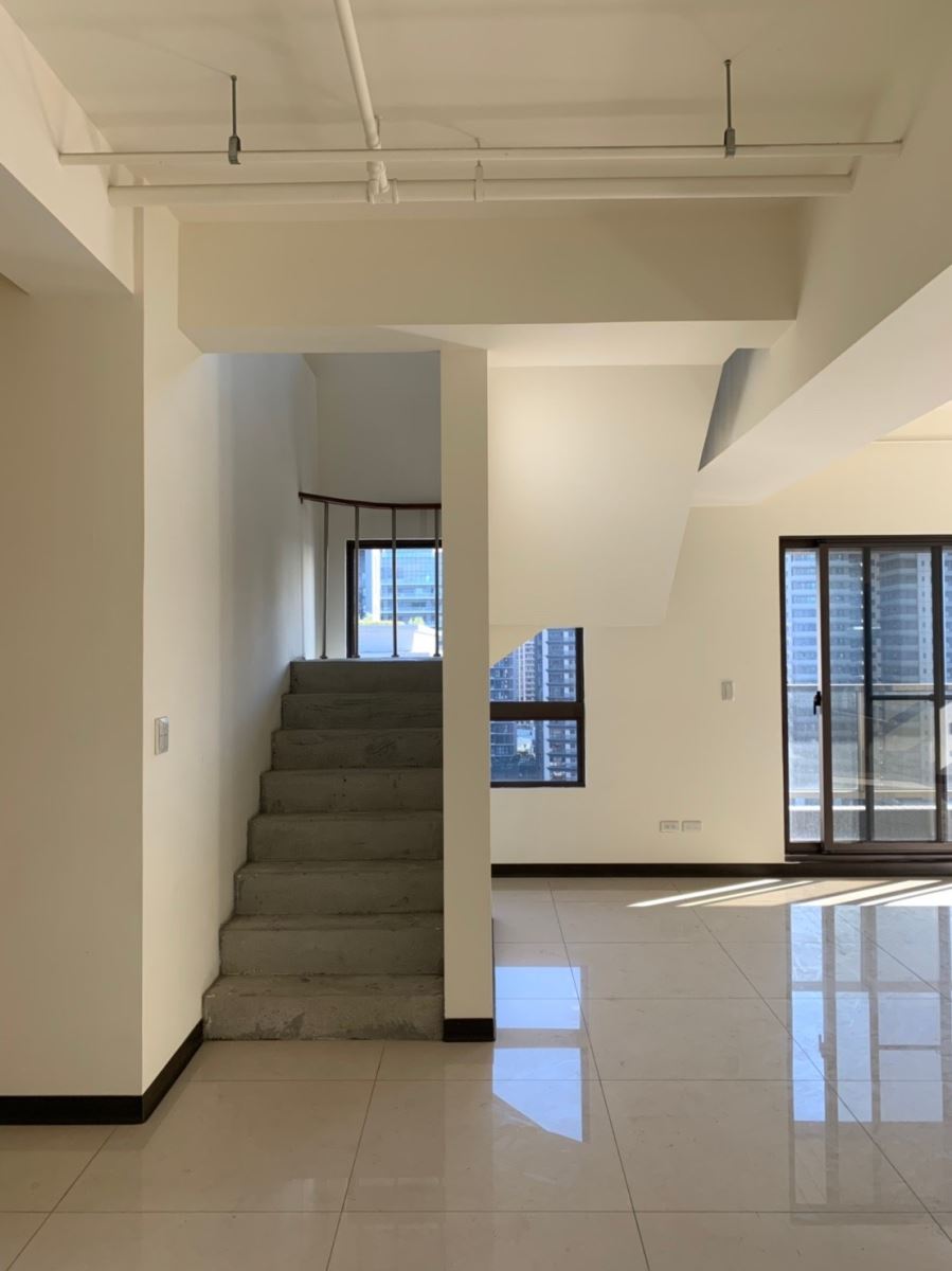 朱英凱現代風14