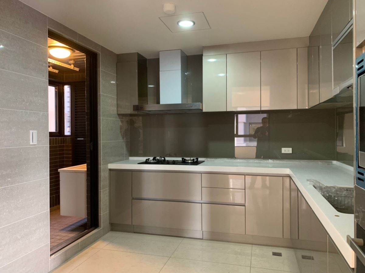 朱英凱現代風08