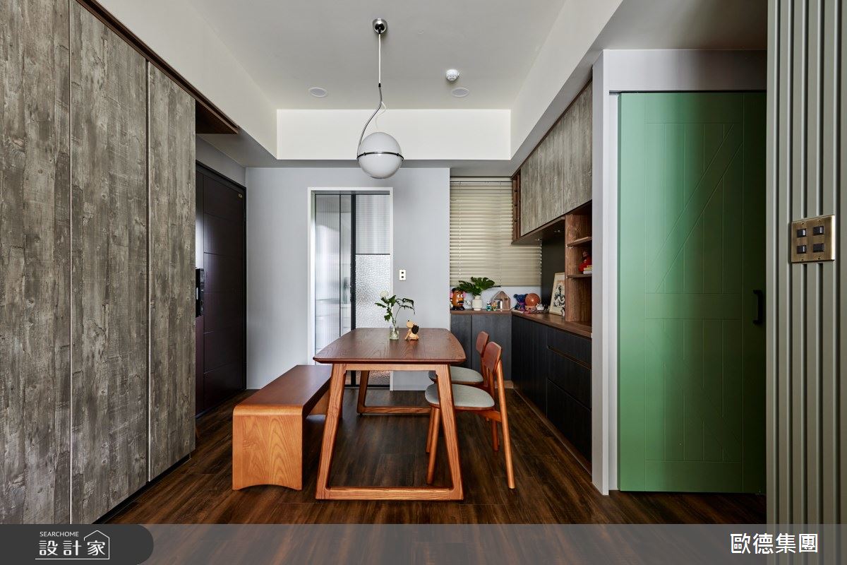 對優渥實木情有獨鍾的 Gigi、史丹利,從客廳帕瑪沙發、格柵搖椅到餐廳的凡島餐桌、湖濱長凳、小王子餐椅,一應俱全。