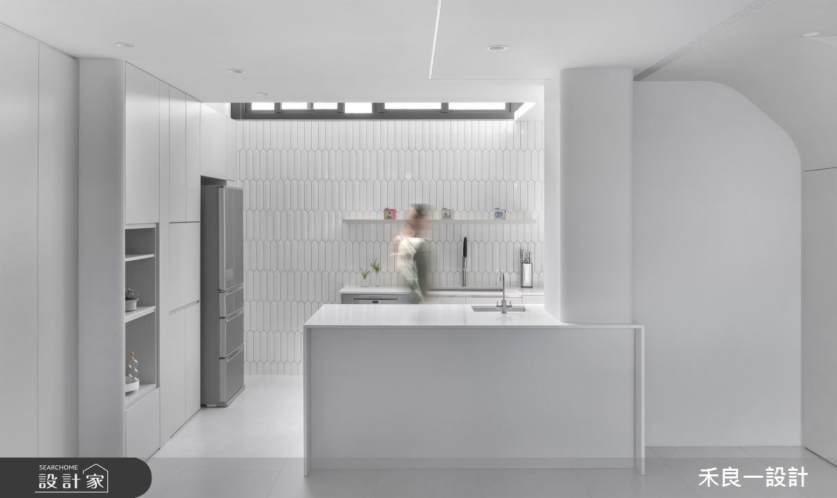 最好要預留4坪左右空間來打造ㄇ字型廚房