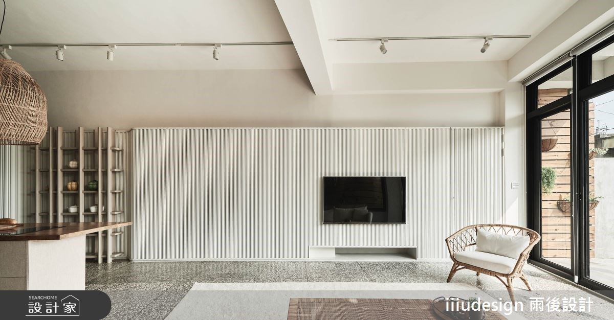 看更多電視壁掛架美圖