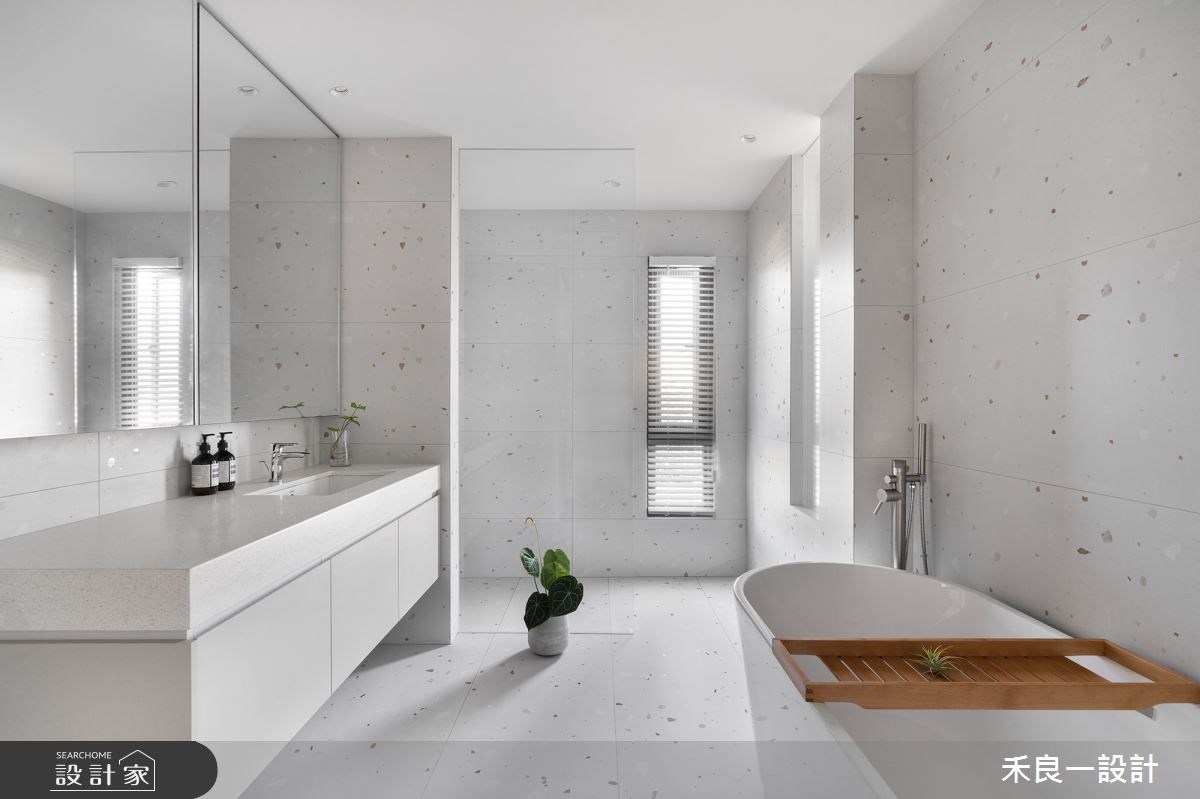 洗手檯前方需留出60cm以上的走道