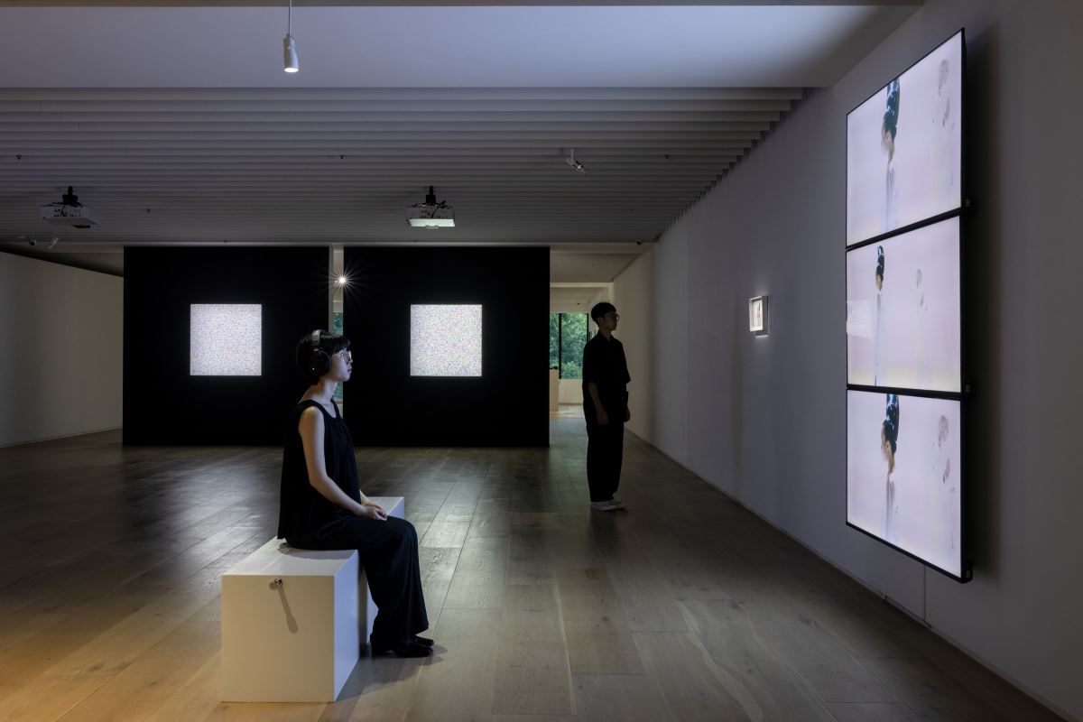 忠泰美術館邀請沈伯丞擔任策展人,此為展場照 ©忠泰美術館