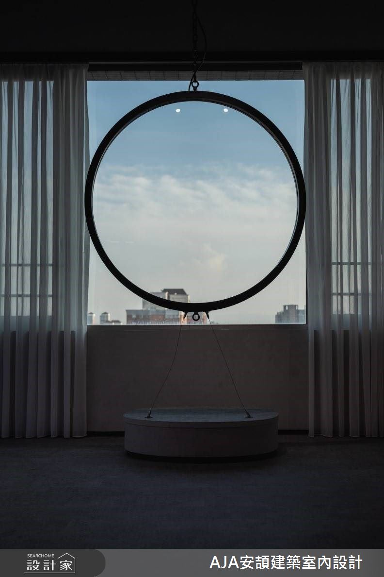 景觀鞦韆座增添放鬆自在的感覺。