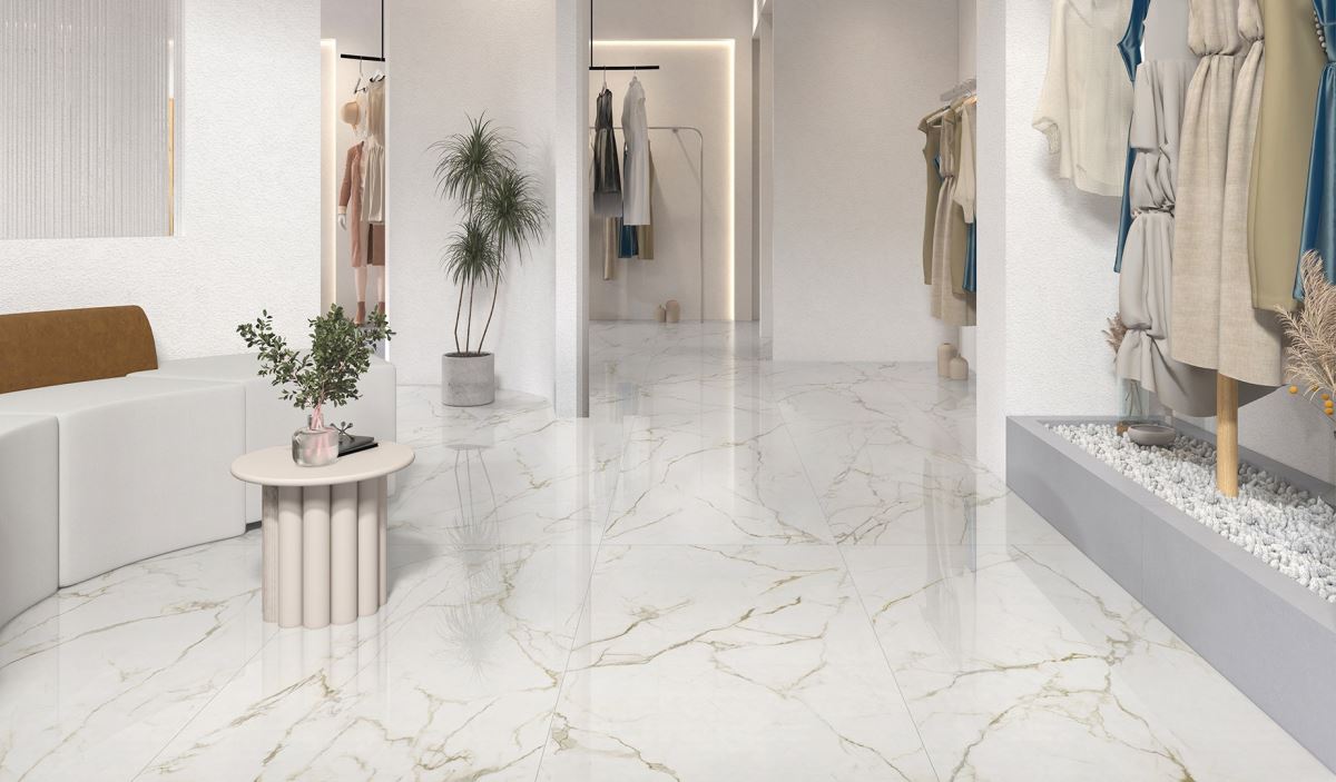 「原石新境」金絲雕刻白,明亮白色內嵌金絲脈動紋理,大面積鋪滿地面,90X180公分大比例展現優雅磅礡的非凡氣勢。(金絲雕刻白 DA918002)3D 示意圖