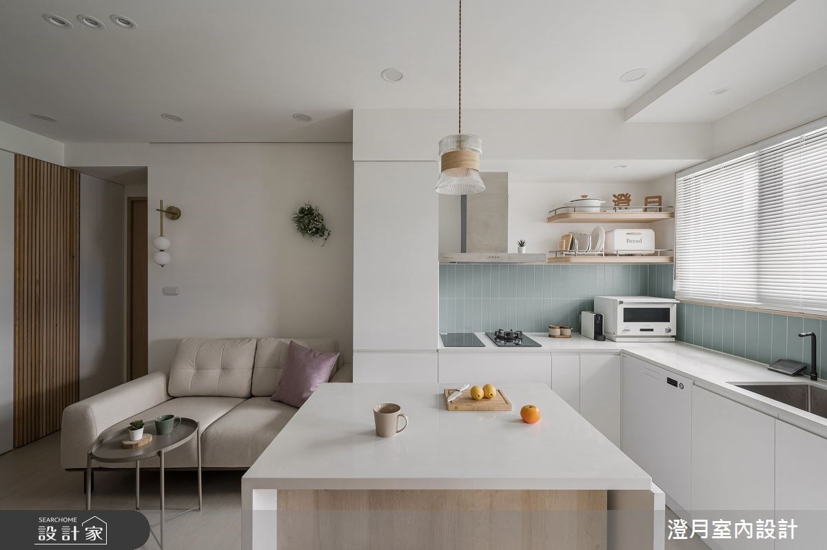 僅11坪卻能創造超大的中島廚房和更衣間