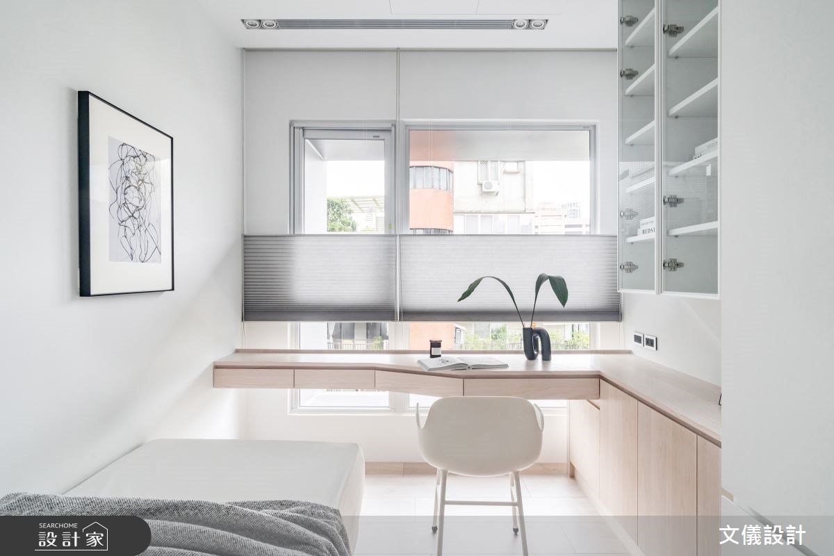 看完整臥室窗邊設計美圖