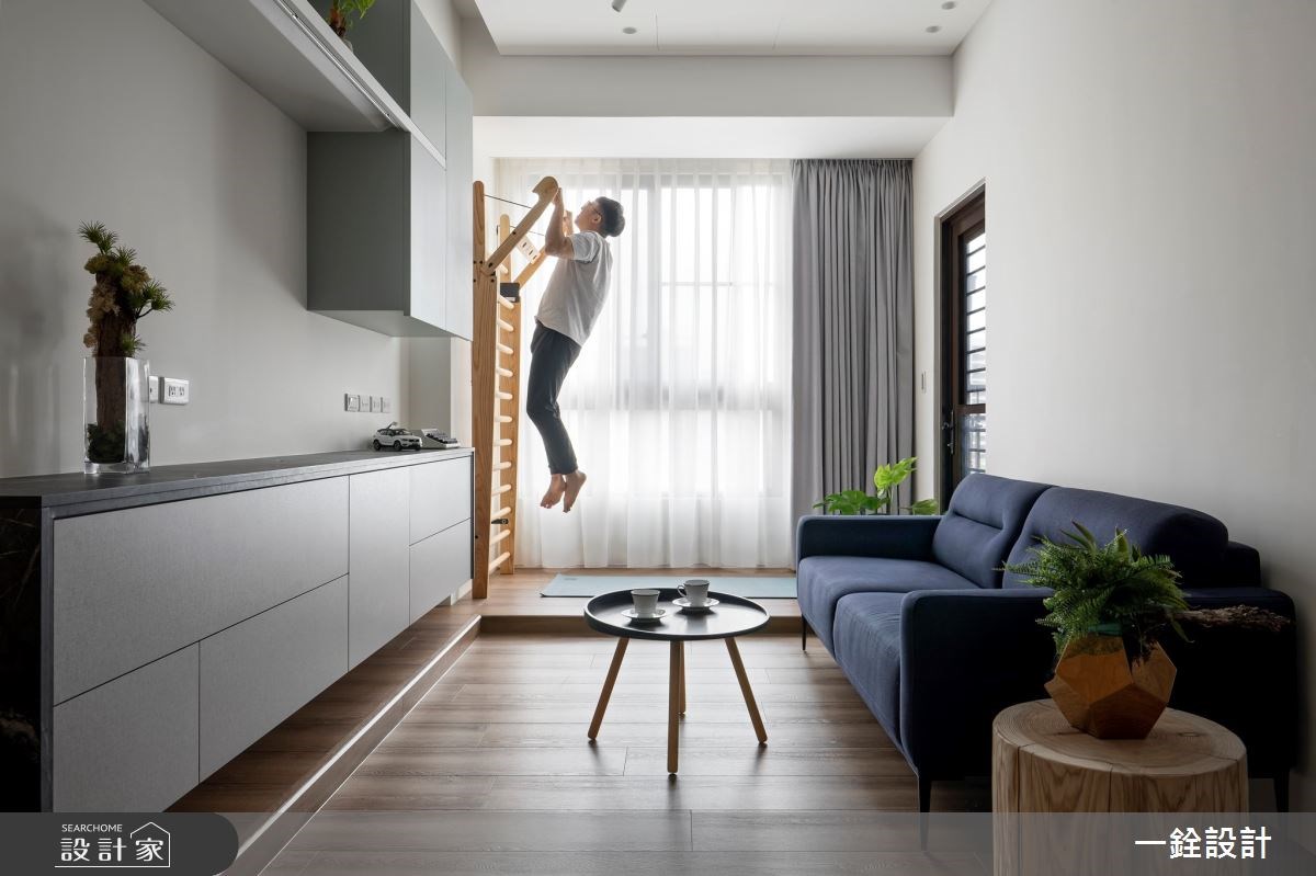 看完整窗邊墊高地板美圖