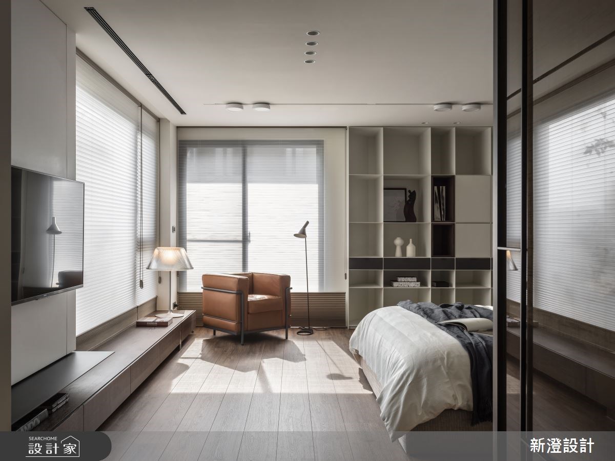 看完整窗邊單椅擺設美圖