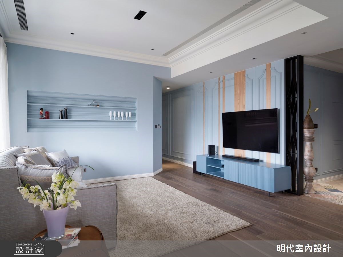 踢腳板與地板間隙應小於2公釐。