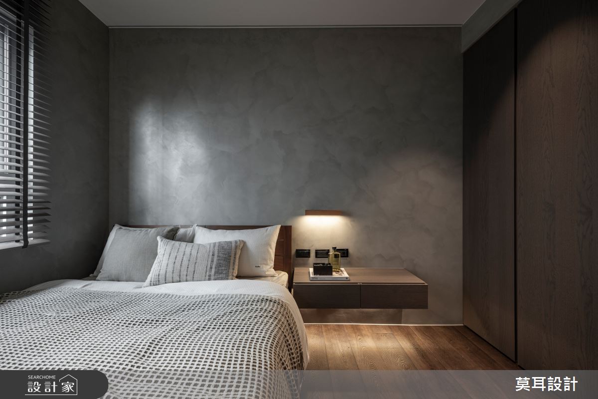 (上)簡約舒適的主臥空間 ; (下)簡約慵懶,客房空間,讓主人與好友聚會結束後能夠好好休息,畫下完美句點。