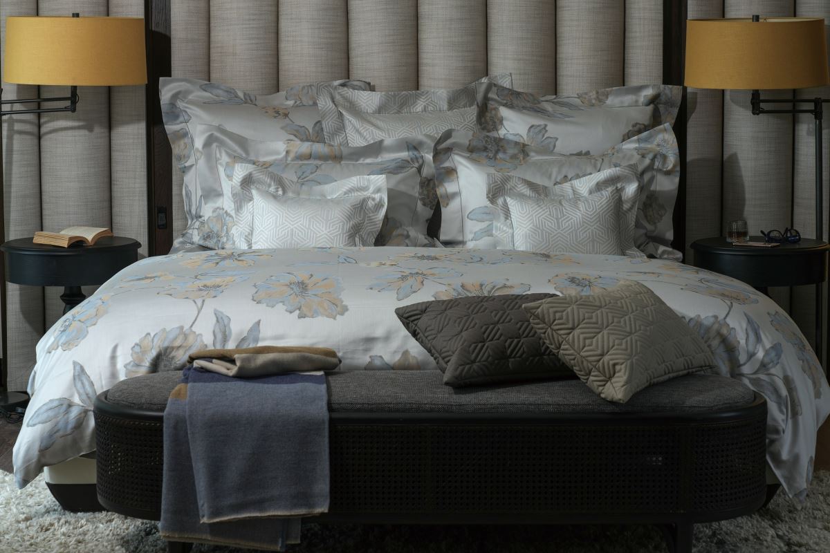 RENATA | 永恆花都Fiorenza 義大利原裝GIZA埃及長纖棉  620TC緹花寢飾   雙人四件式 售價$61,600