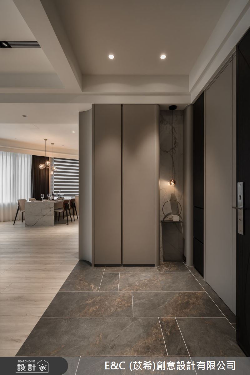 現代風苡希E&C02