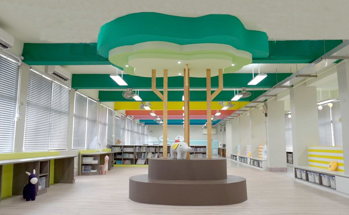 翻轉圖書室的刻板印象,活化學習場域,實現充滿童趣的快樂園地,歐德百閱計畫陪伴孩子看見全世界。