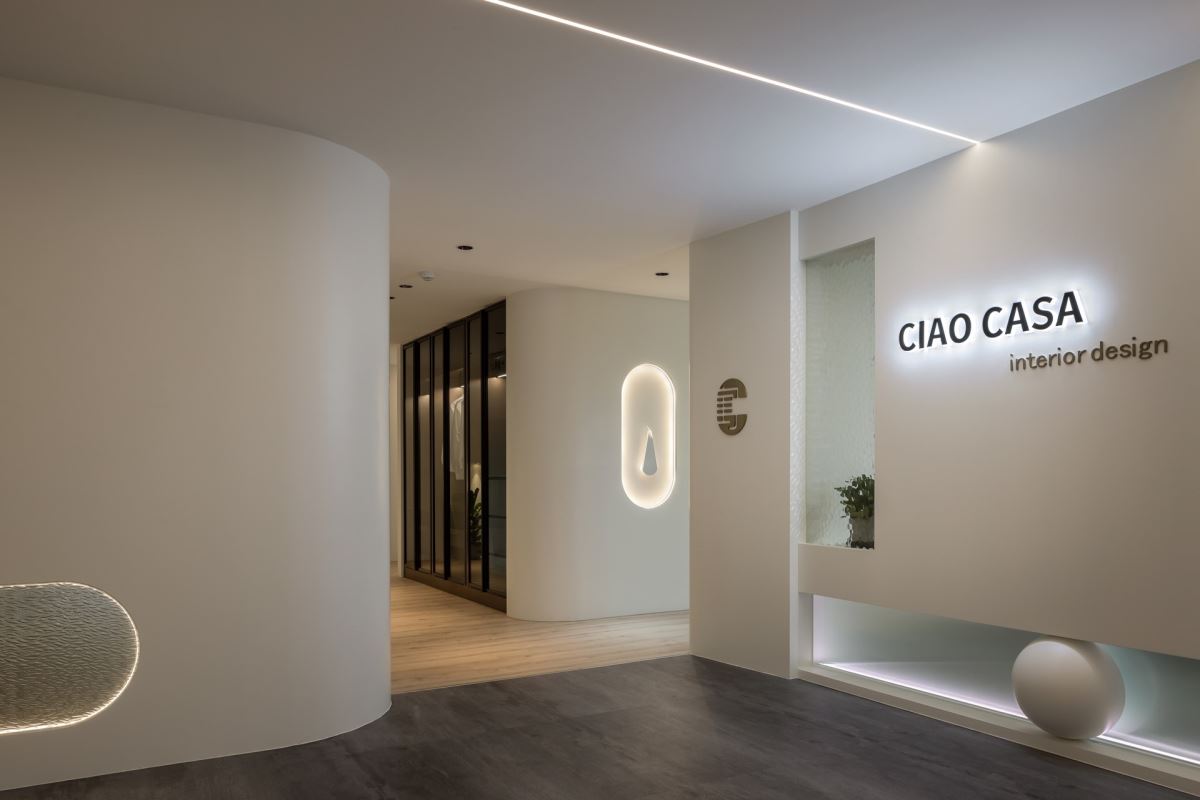 改裝後的「巧寓舍計」煥然一新，透過光影互動，讓空間傳遞出無形的溫度與質感。