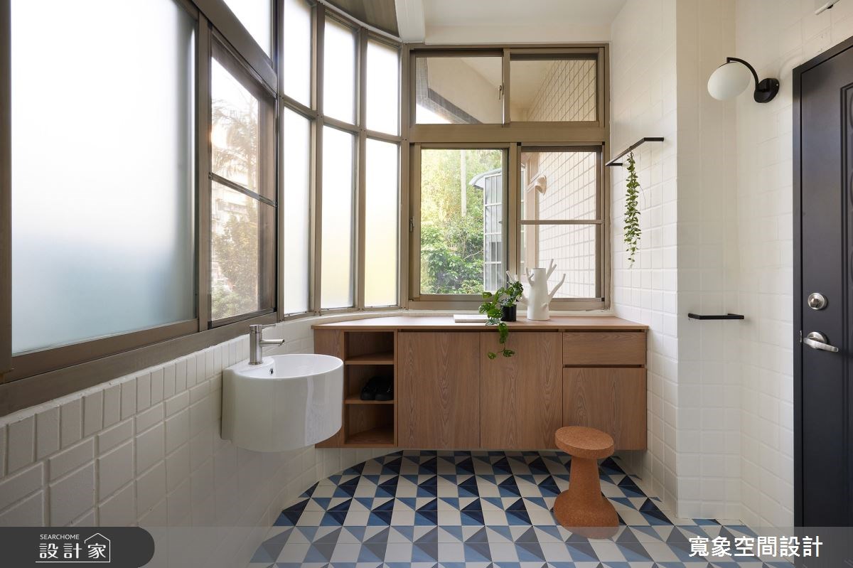 看更多浴室收納設計