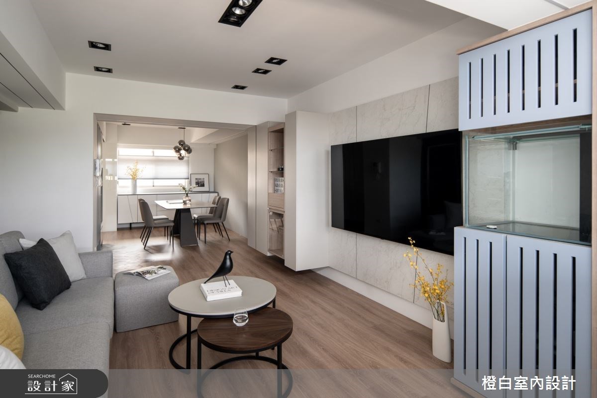 看更多客廳財位擺設魚缸設計圖片