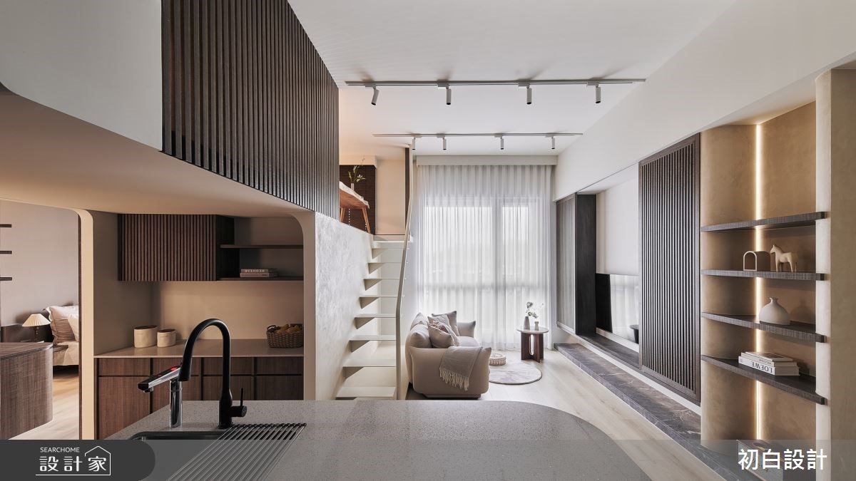 看完整挑高小宅美圖