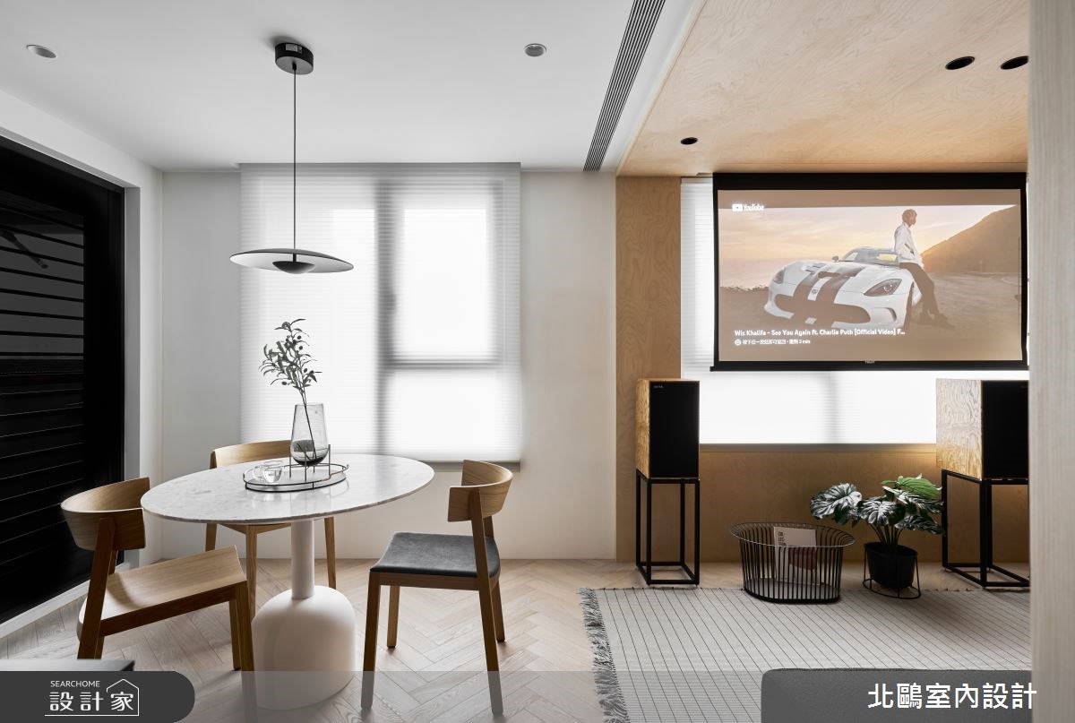 看更多投影布幕電視牆設計美圖