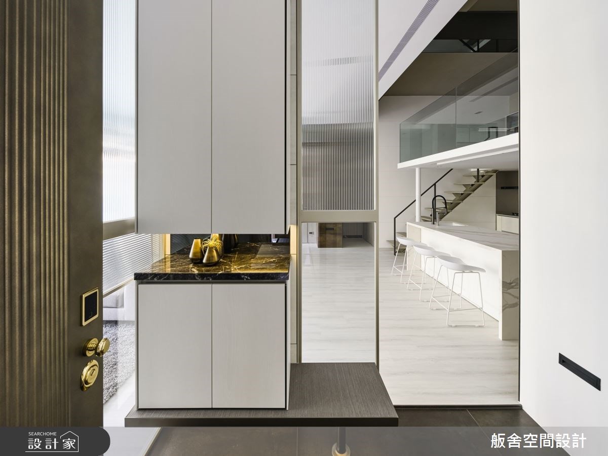 看更多玄關屏風設計美圖