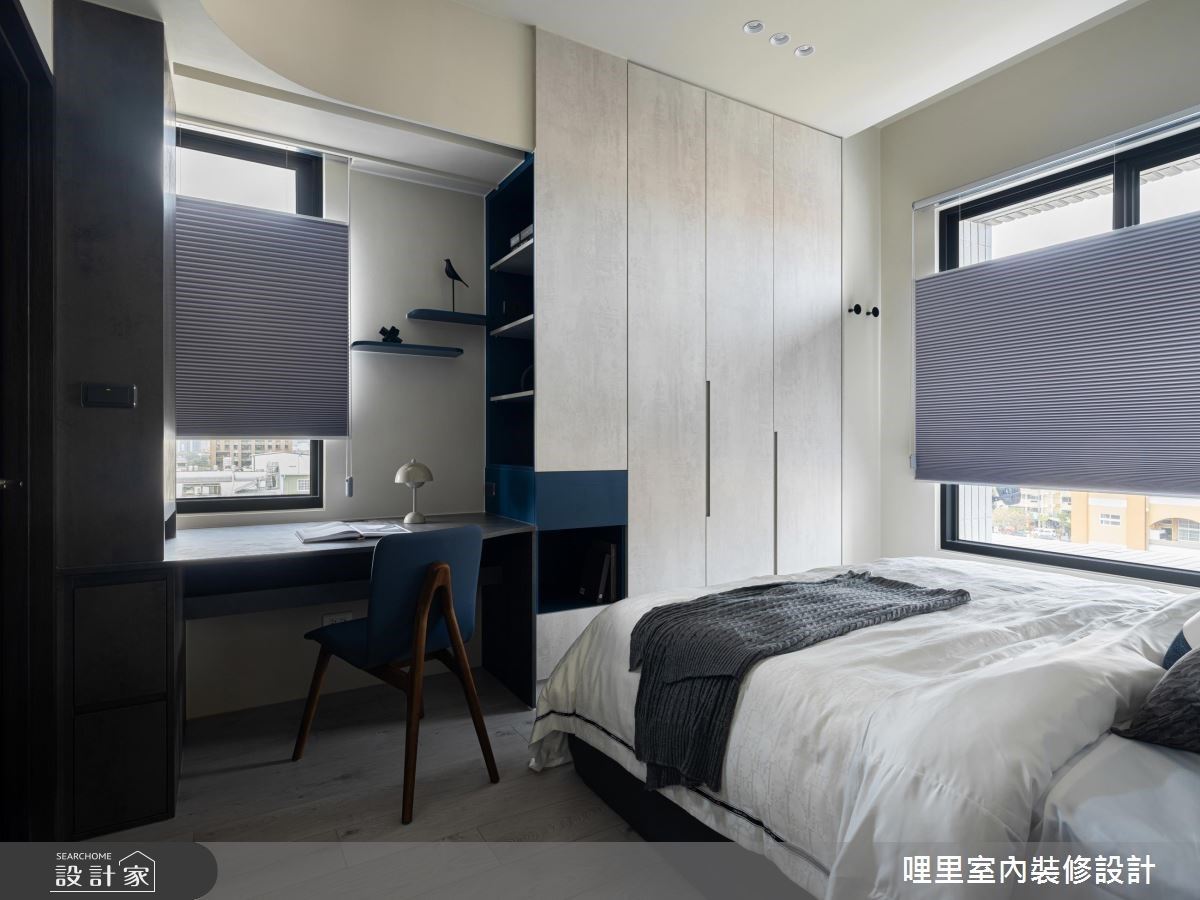 兒子戶以藍灰色為主調，結合簡約俐落的線條與材質，展現現代感十足的年輕風格。