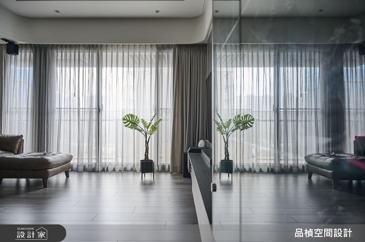 看完整小宅地板裝修美圖