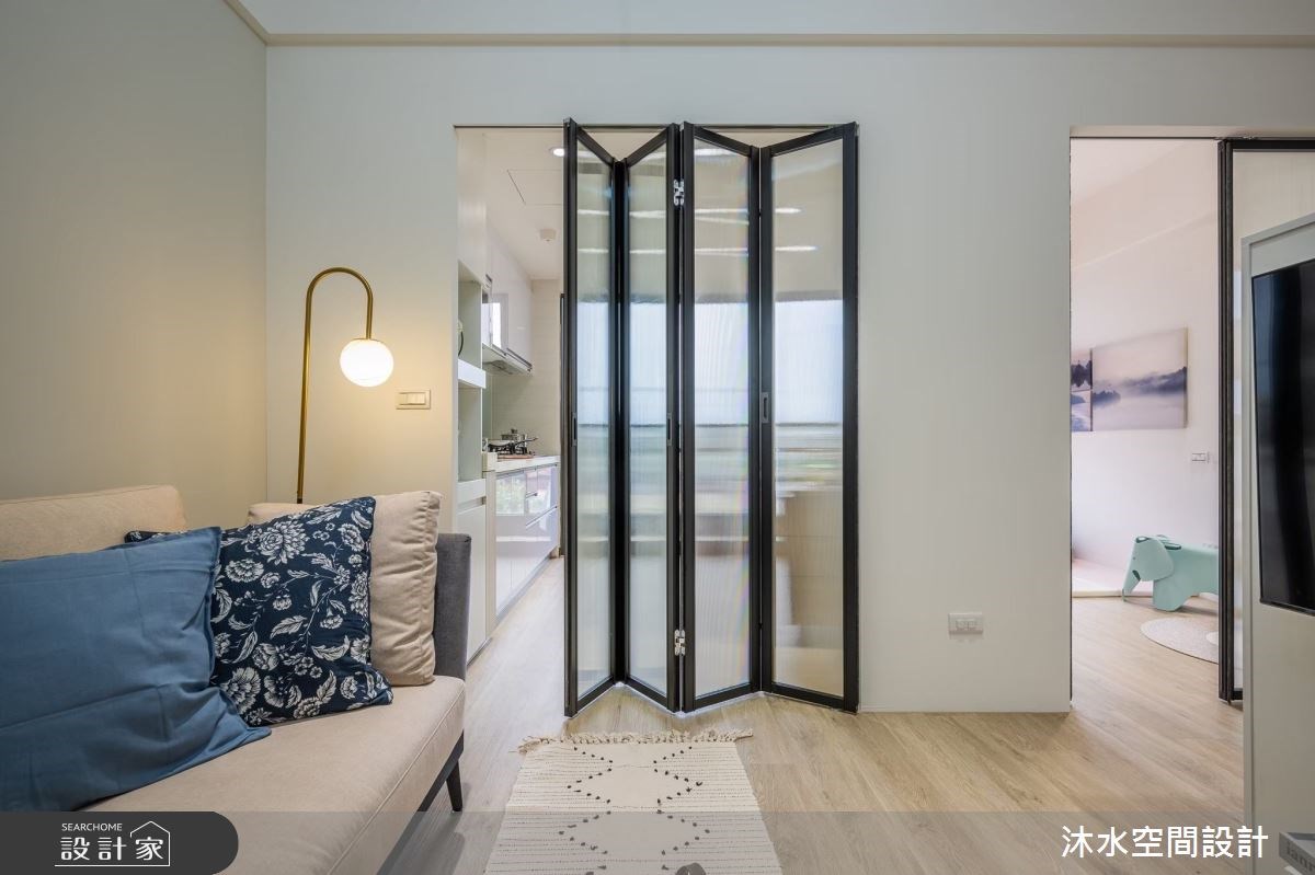 看完整折疊門美圖