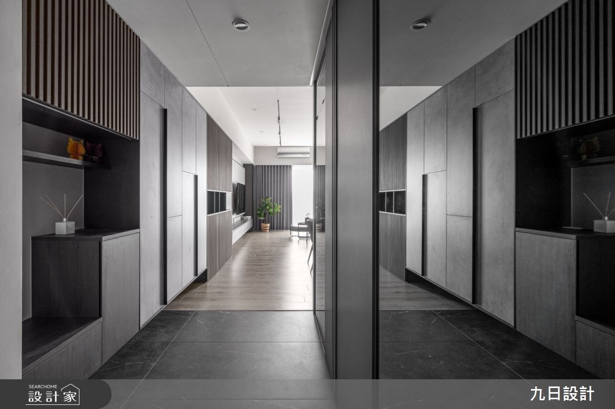 看此案更多鏡面玻璃美圖