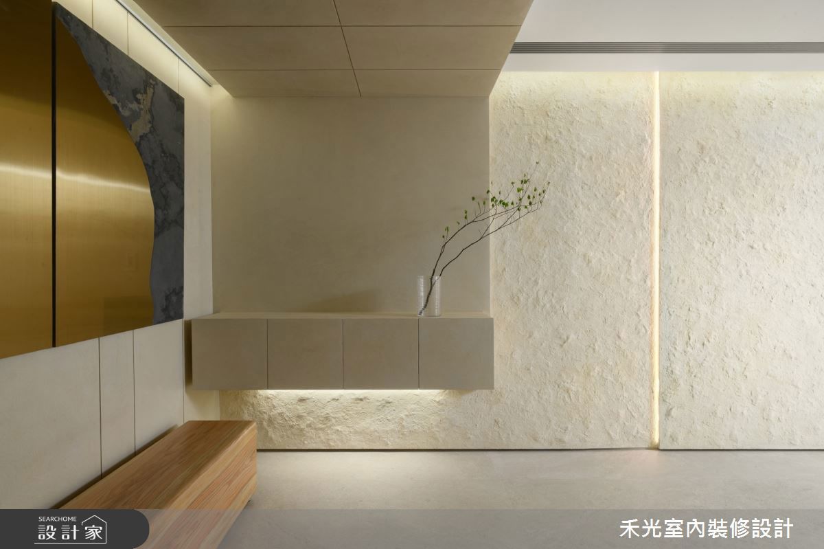 日式有機塗料的基底通常是天然礦物，成分取自於大自然，因此被視為對環境友善的綠建材