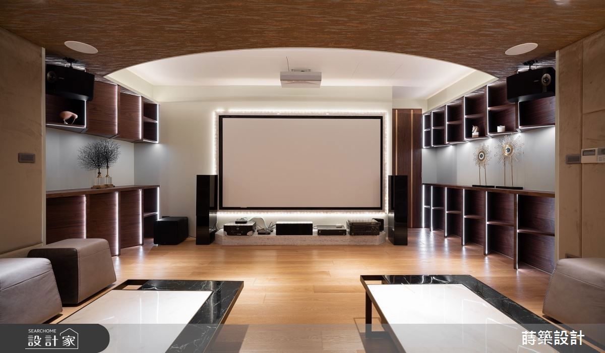 完善的家庭劇院,提供沉浸式體驗