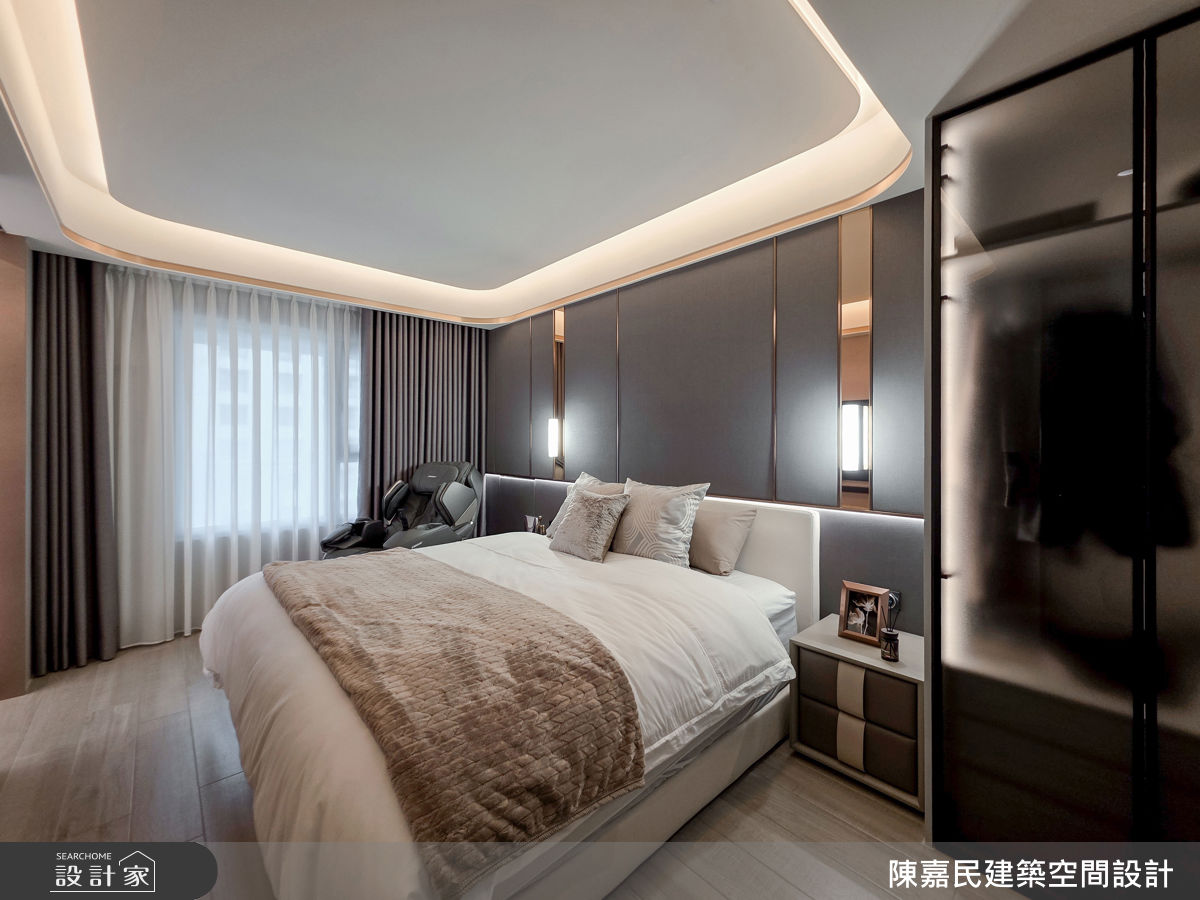 睡眠區的天花板用以圓弧設計柔化空間感，搭配間接照明，提升舒適度。