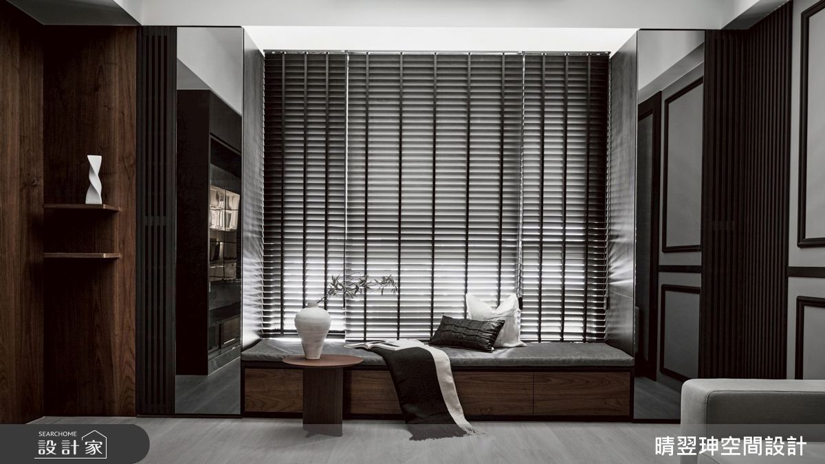 取消了玄關原本的隔間，修剪公領域的破碎感，營造方正又舒適的空間感。