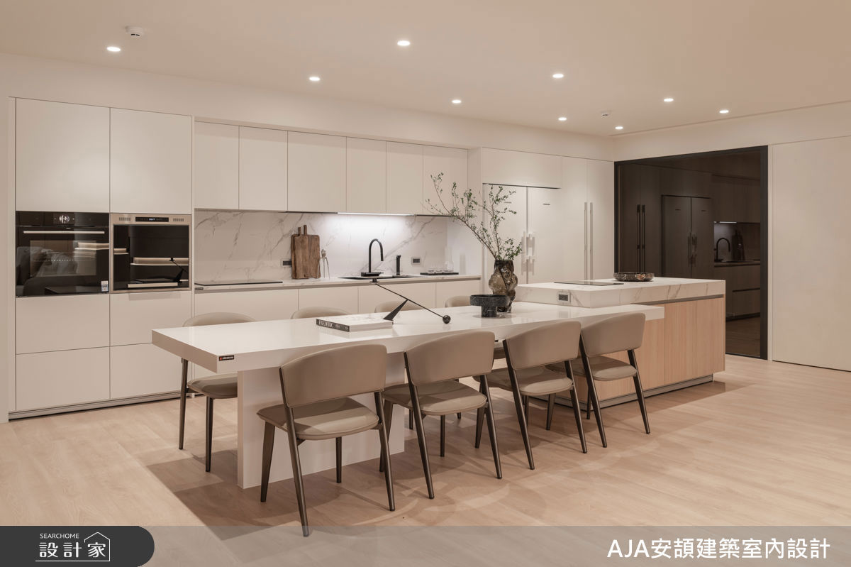 現代風, AJA安頡04