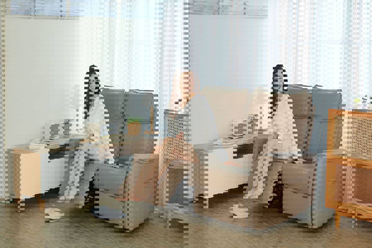 FUJI 樂沙發不僅提供專屬的舒適坐感，更營造一家人共享的悠閒氛圍，使客廳成為新居生活中最自在的角落（圖_FUJI 提供）