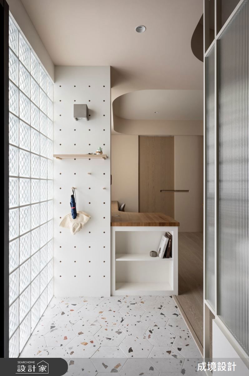 洞洞板＆沖孔板：高靈活度的垂直收納